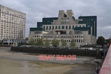PHOTO  LONDON THE SIS BUILDING THE SIS BUILDING ALSO COMMONLY KNOWN AS THE MI6 B