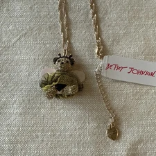 BETSEY JOHNSON TEDDY BEAR IN BEE COSTUME NECKLACE. SIGNED