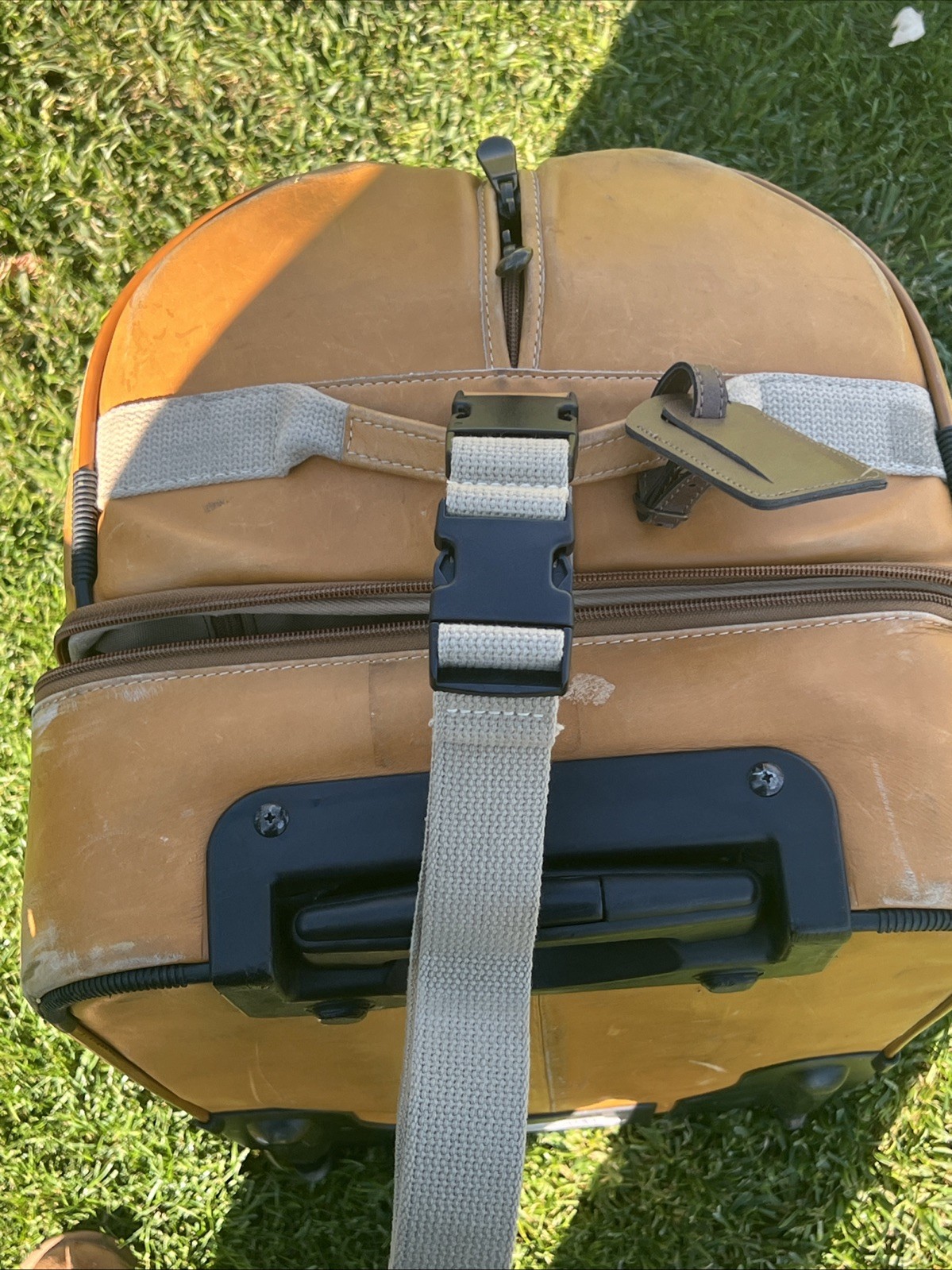 Rawlings Heart of the Hide Suitcase Travel Bag Suitcase Rolling Lombardo Duffle