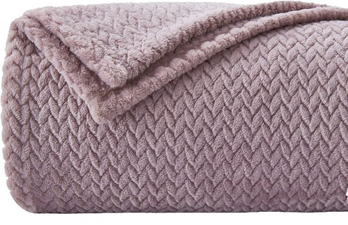 NWT Nordstrom Kennebunk Home Bliss Plush 50 x 70 Purple Fringe