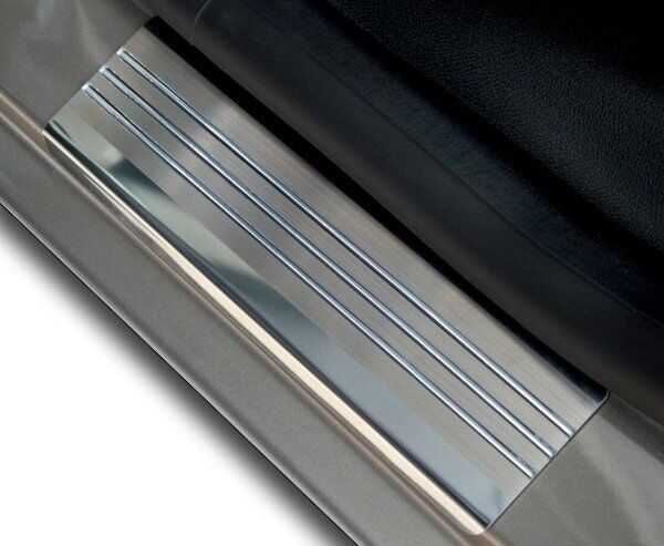 Seuils de porte pour Opel Zafira B idéal pour protéger le monospace des chaussures de la famille