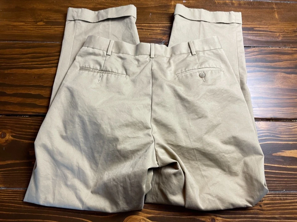 Pantalones de vestir A[x]ist, para hombre talla 33/32, tostados, pierna recta, frente plano, dobladillo Foto 2 de 4