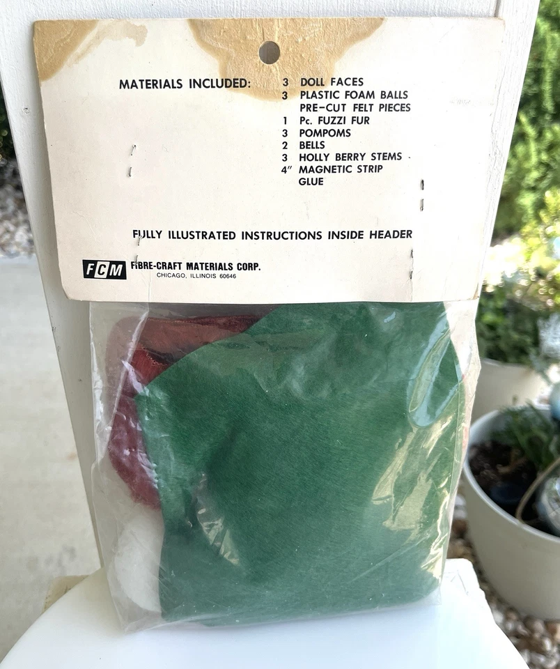 Vintage Fibre Craft Christmas Pixies Magnetic Noteholders Kit 2581 Unopened - Image 4 of 4