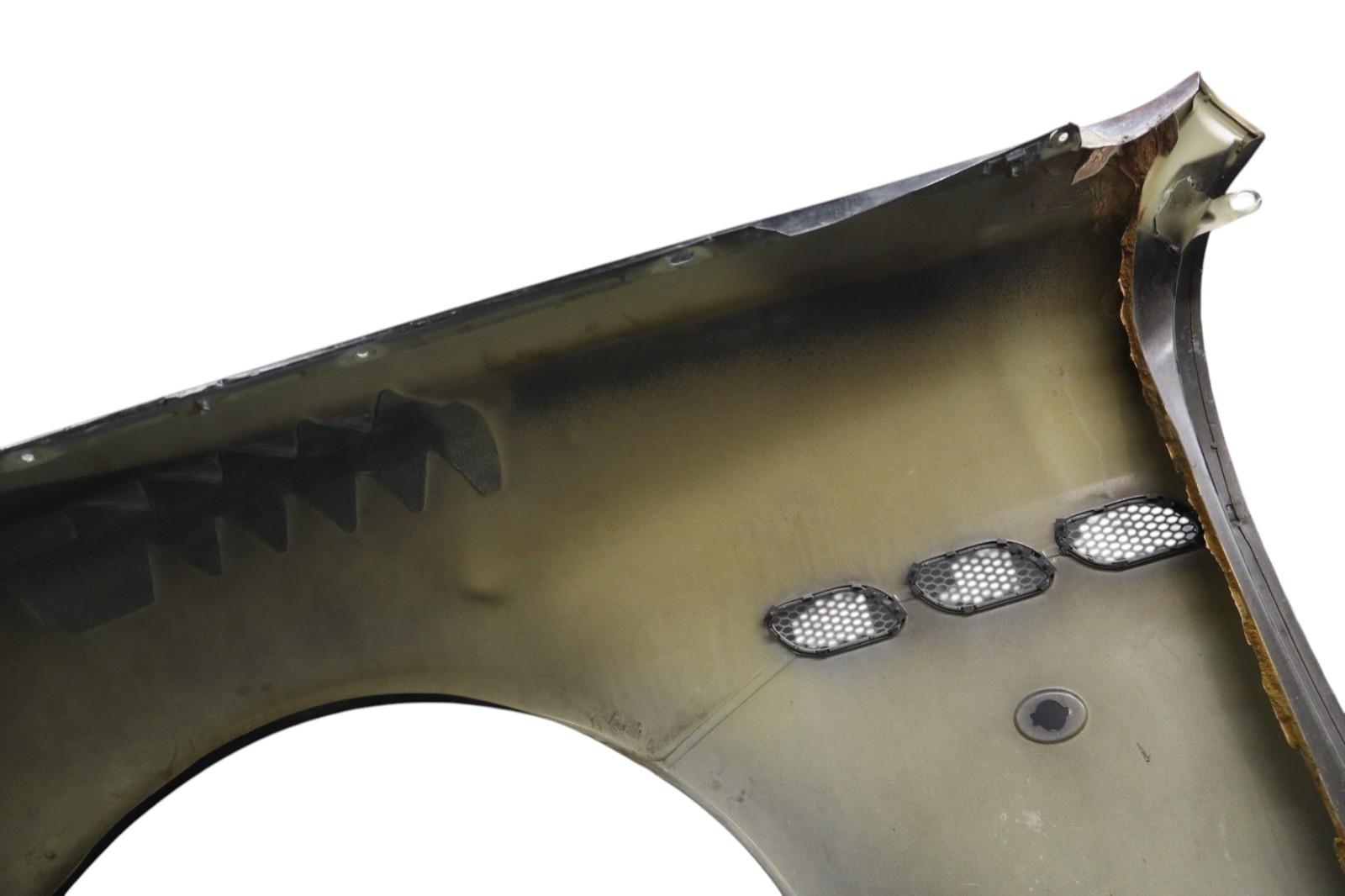 03-13 Maserati Quattroporte M139 Right Passenger Side Fender Shell Assembly OEM