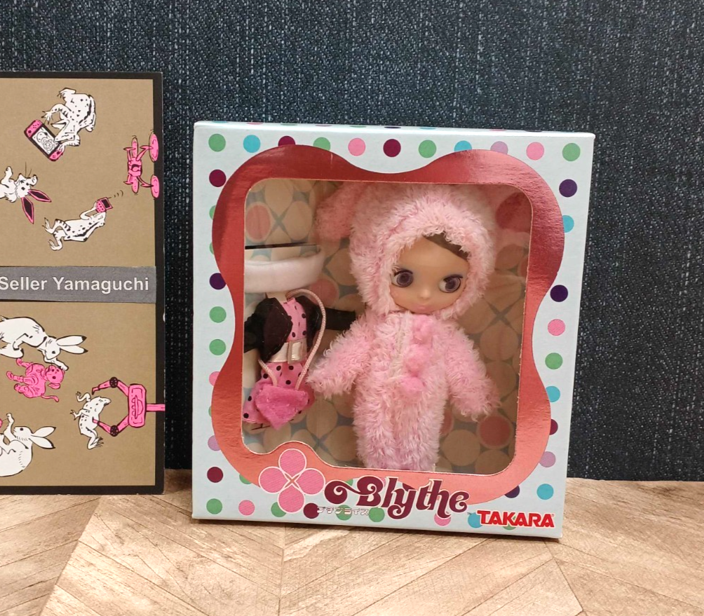 2003 petit blythe honey bunny Doll First Edition Rare Takara Japan