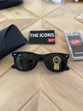 Ray-Ban Sunglasses Wayfarers Classic Black Frame Dark Green Lens 50mm