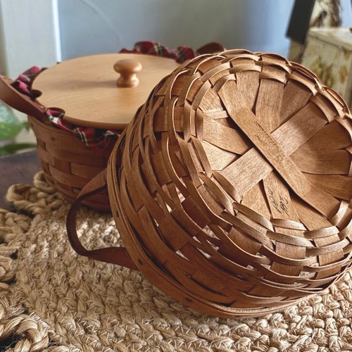 Longaberger 1993 Round Basket Complete Set Lid Protector Plaid Liner Brochure