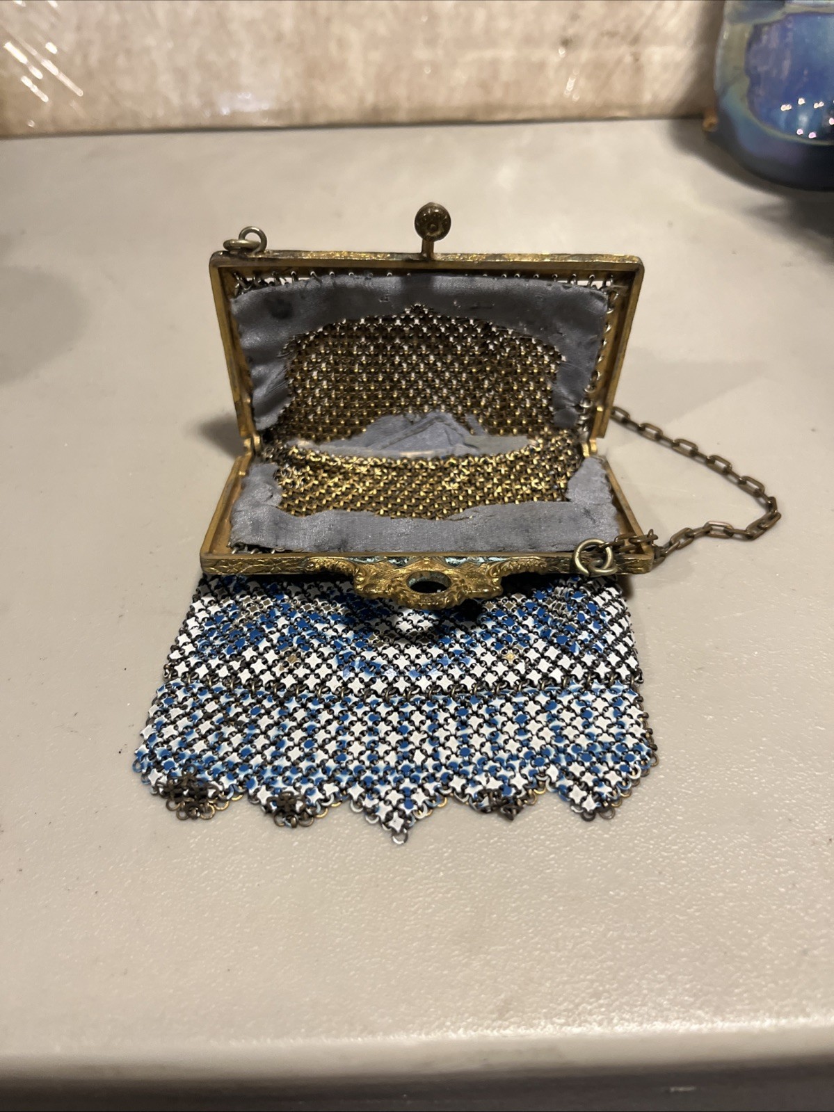 Antique Gold Frame ANTIQUE M & H MESH PURSE - image 3