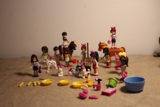 Lot de 17 figurines Lego Friends personnages animaux et accessoires