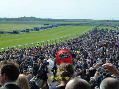 Photo 6x4 A colourful hat in the crowd There was a massive crowd in atten c2015