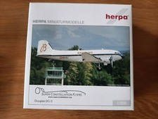 Herpa Wings 553209 Super Constellation Flyers Association DC-3 "Breitling" 1/200