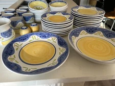 Italian Caleca Pottery Dinner Place Setting/Dishware