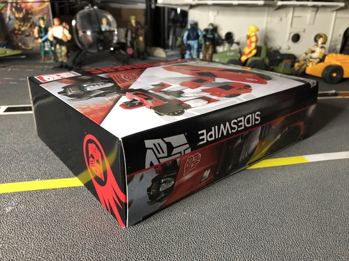 Transformers Generations: SIDESWIPE (Autobot) Walgreens Exclusive - Picture 10 of 12