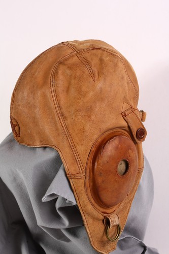 WW2 Japanese Pilot Leather Flight Helmet w/Front Star & Stamp 1 Ear pad insert