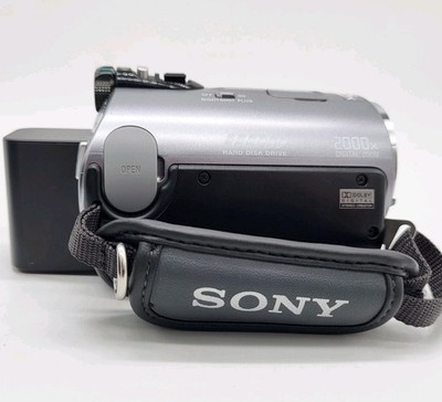 Sony Handycam DCR-SR62 (30 GB) Flash Media, Hard Drive Camcorder