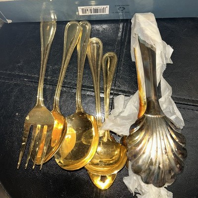 International Silver Company Set Of Serving Ware Bin 15