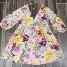 H&M Bright Floral Pattern Puff 3/4 Sleeve Spring Babydoll Short V Neck Dress XS