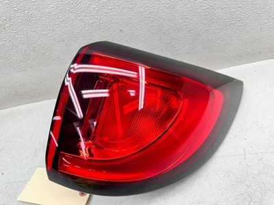 17-20 CHRYSLER PACIFICA REAR RIGHT OUTER TAILLIGHT TAIL LAMP ASSY, OEM LOT3649