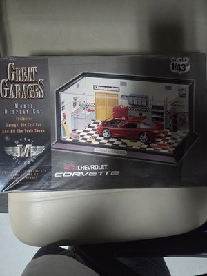Estes Great Garages Chevrolet Corvette Model Display Kit Scale 1/43rd