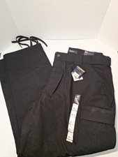 NWT 5.11 Tactal Pants, Black, Mens 40/33, Cargo Pockets, Work Wear, Outdoors