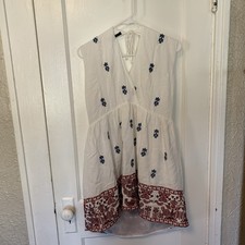 THML White Multi Embroidered Sleeveless Back Tie Sun Lined Dress M
