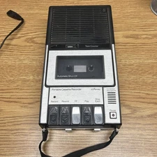 JC Penney Portable Cassette Recorder Player Model No. 681-6531 w/cord. Tested