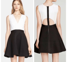 Alice + Olivia Tobin Fit Flare Dress sz 4