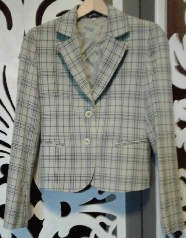 giacca da donna in pu con bottoni e maniche a camicia a