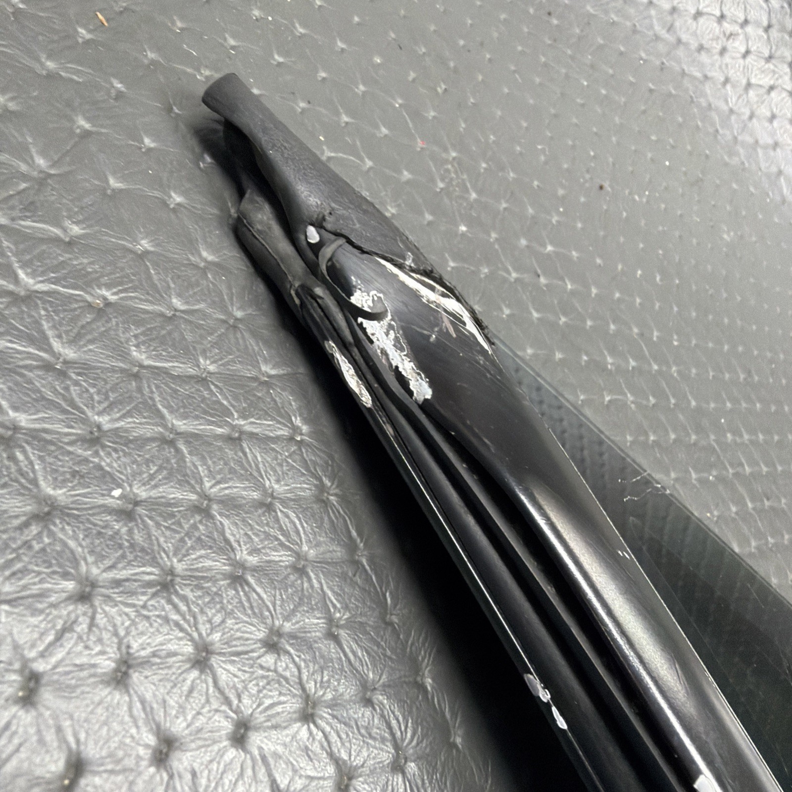 McLaren 650S Spider Front Right Quarter glass