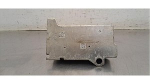 Mercedes G 463 Ölkühler A1675005200