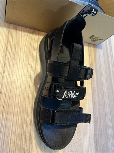 Dr. Martens Pearson Sandal Mens 10 Doc 