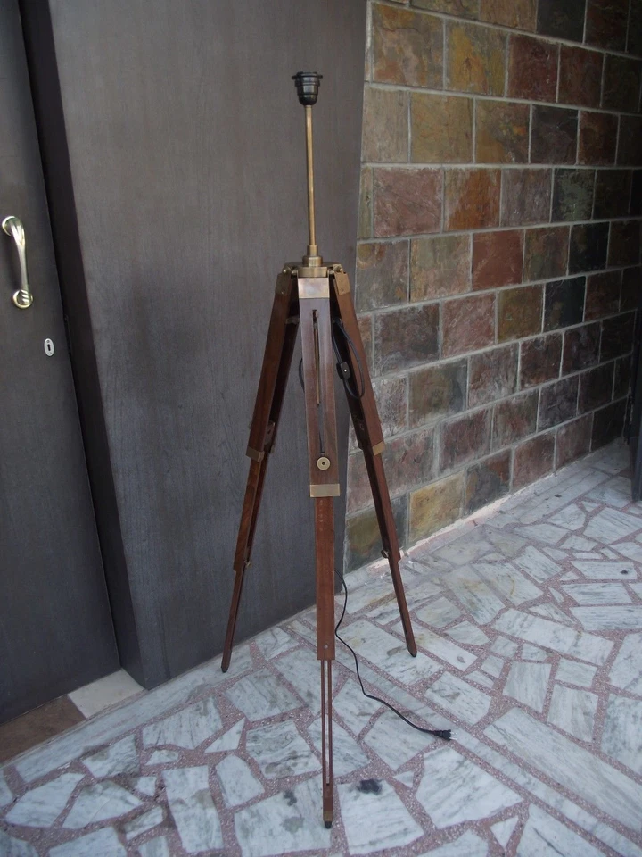 ROYAL NAUTICAL TRIPOD FLOOR ANTIQUE LAMP WOODEN TRIPOD LAMP STAND SHADE TRIPOD Foto 3 de 4