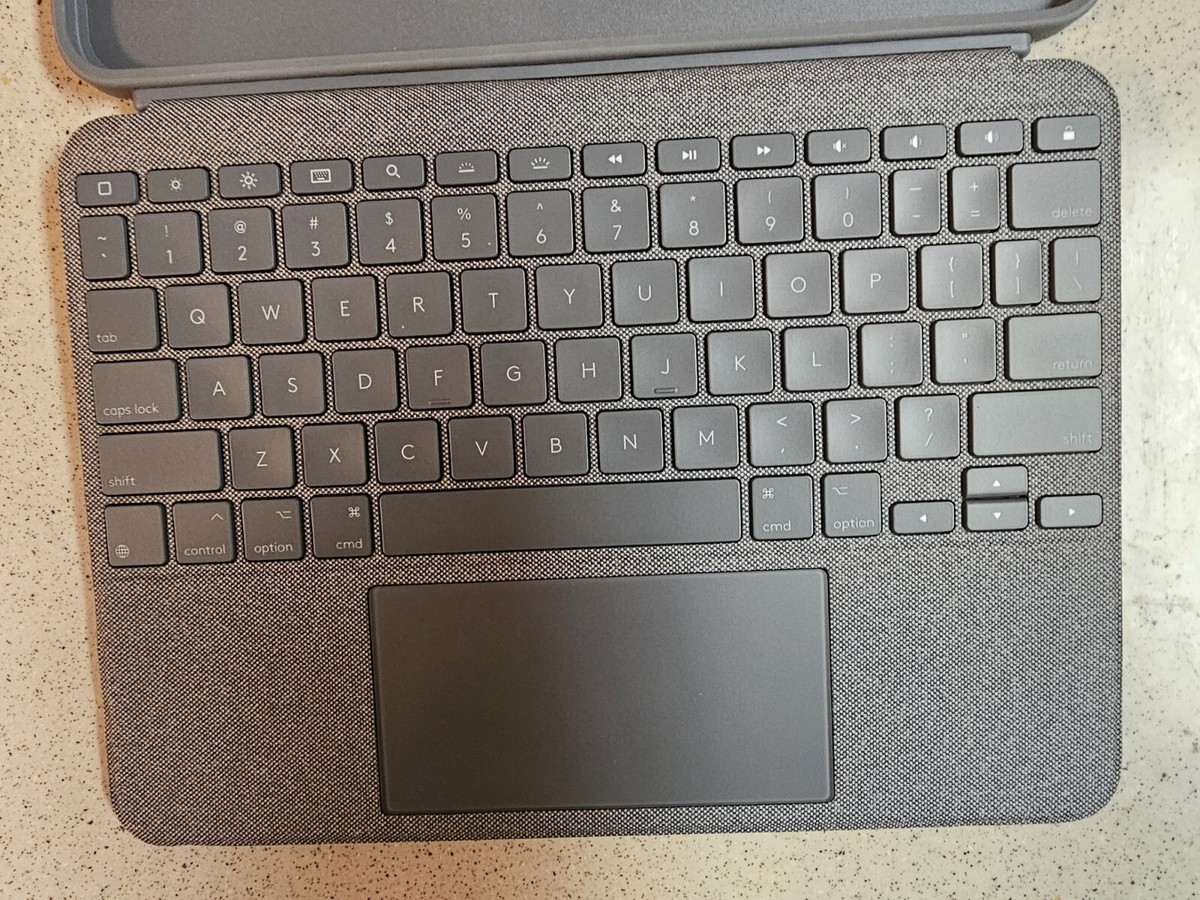 Logitech COMBO TOUCH キーボードカバー YU0048 Logitech Combo Touch YU0048 Detachable Backlit Keyboard Case