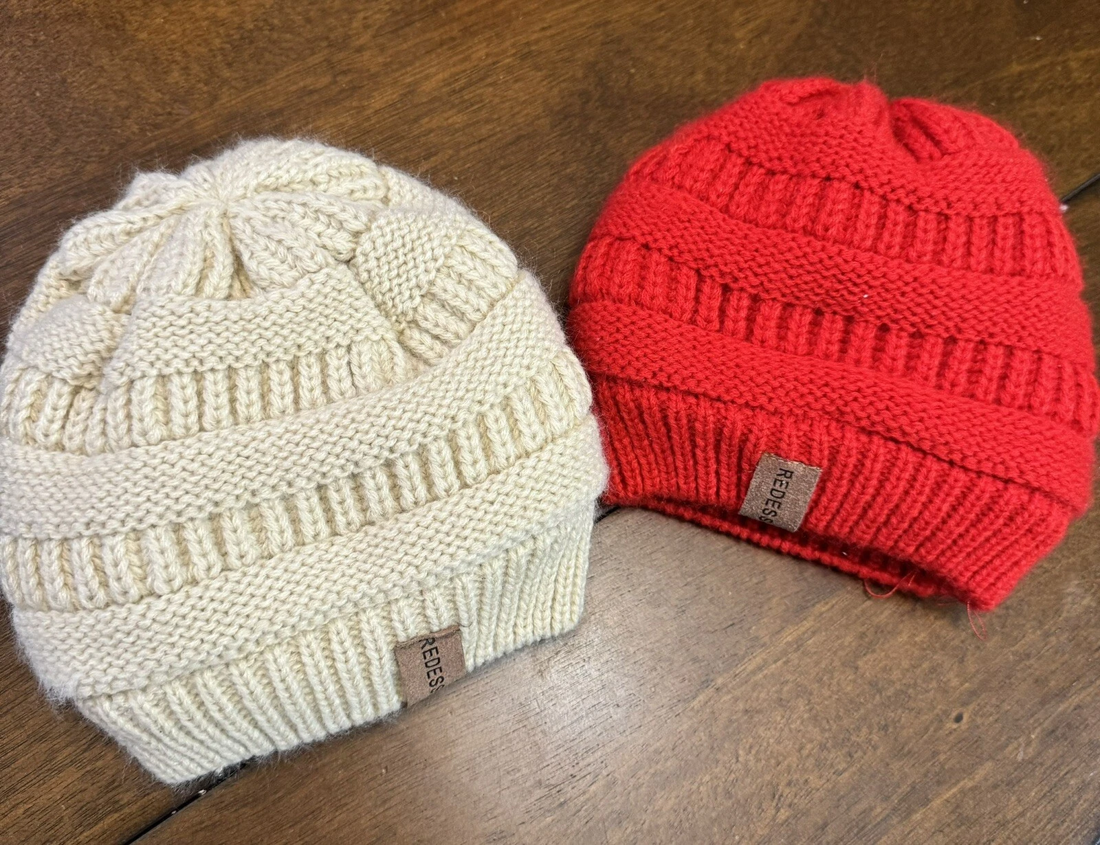 2 REDESS Kids Babies Winter Warm Beanie Hat Knit Cap One Size Red/Khaki