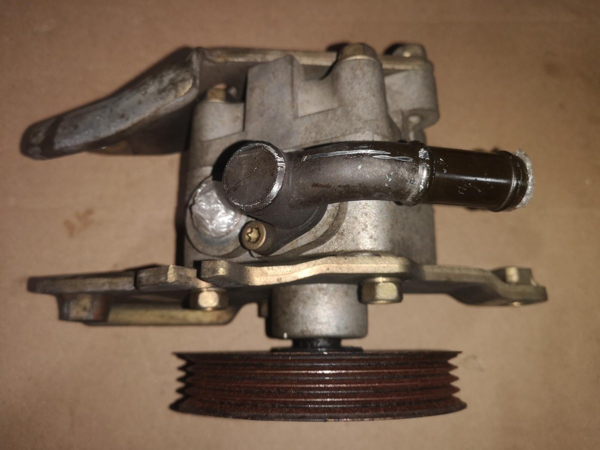 NISSAN SERENA MK1 C24 1999 - 2005 STEERING PUMP 2.0 PETROL