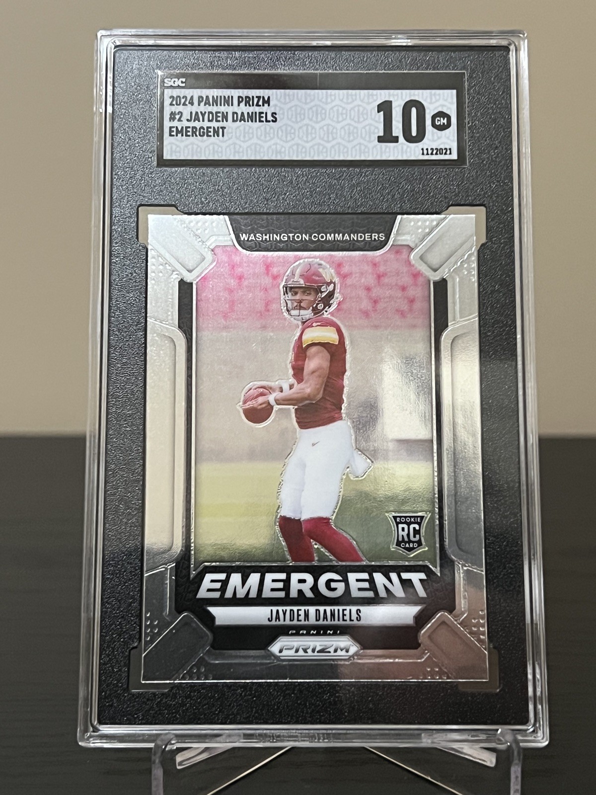 2024 Panini Prizm SGC 10 GEM MT Jayden Daniels #2 Emergent Rookie RC Commanders