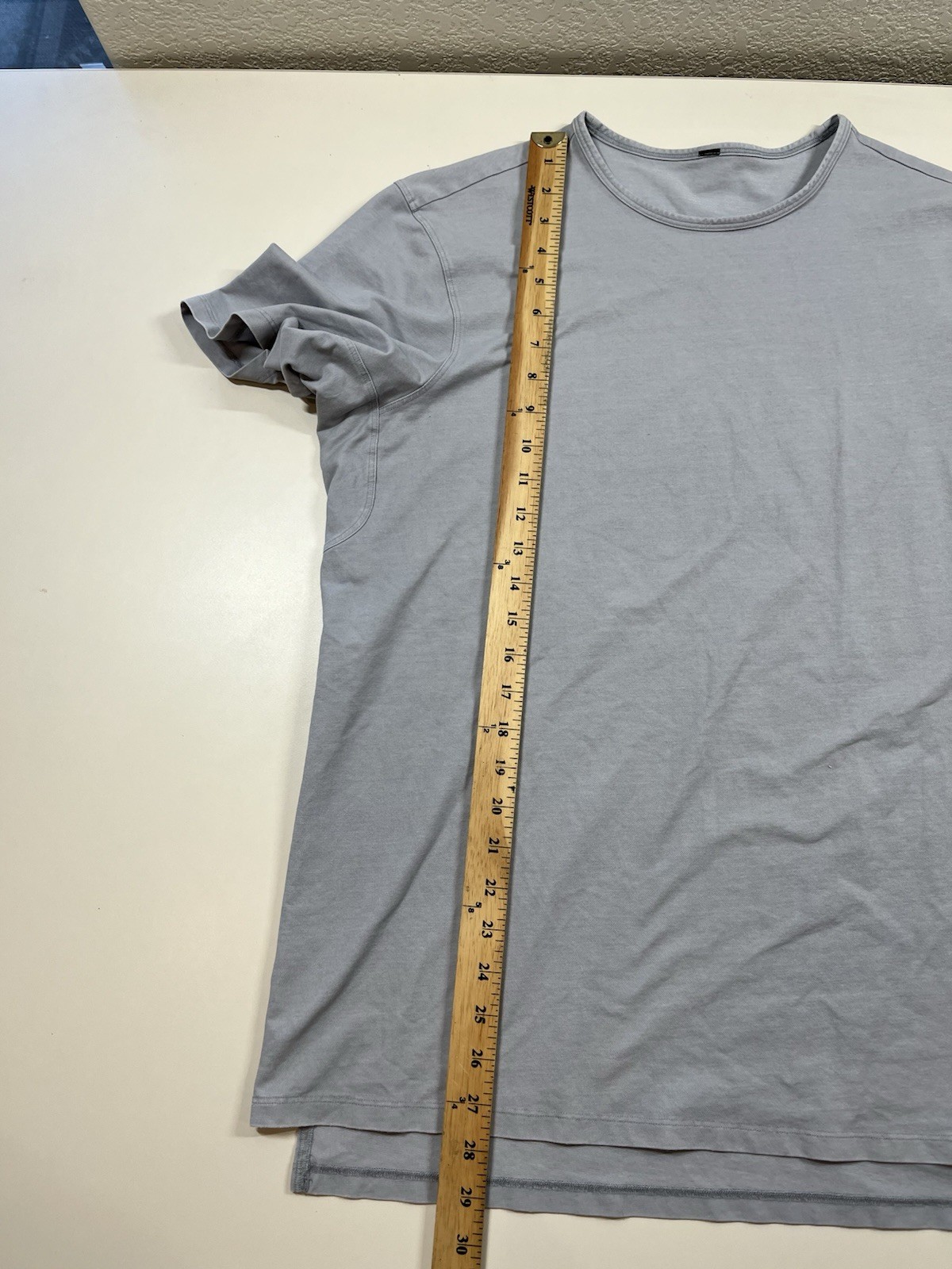 Gray Lululemon Basic Short Sleeve Tshirt Shirt Me… - image 6
