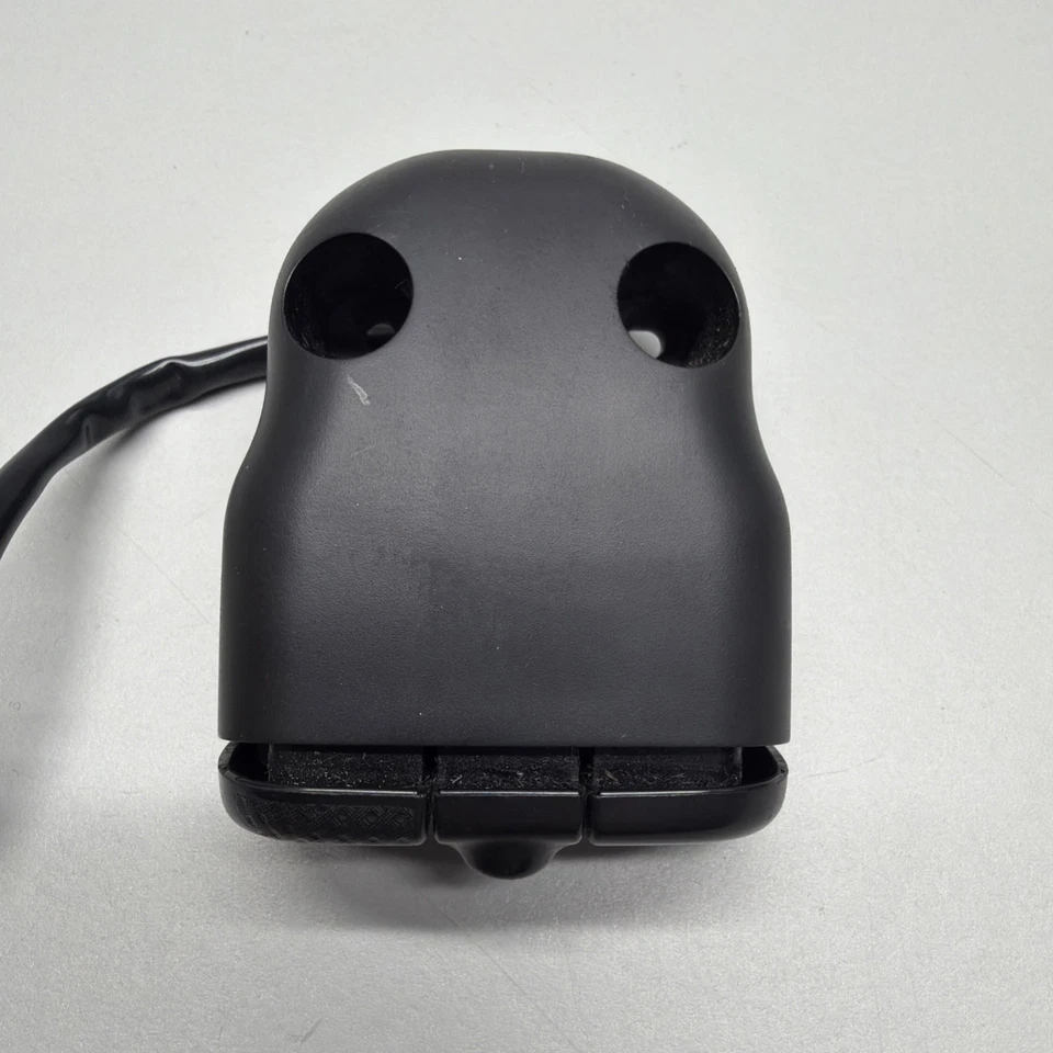 2006-2009 Honda S2000 AP2 S2K Cruise Control Buttons Steering Wheel Switch OEM - Image 3 of 4