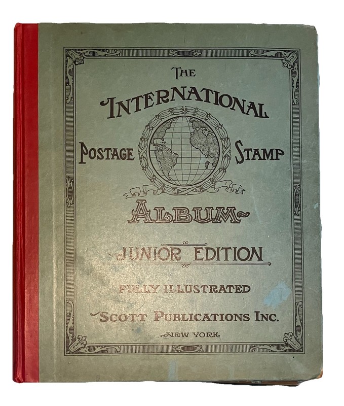 1939 The International Postage Stamp Album Junior Edition (over 2,000 stamps)