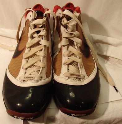 Nike Air Max Lebron 7 White Black Red Sneakers Shoes 2009 Size 10  375664-102