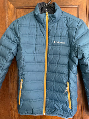Columbia 650 Women's XS Blue Down Puffer Jacket Full Zip Short Length