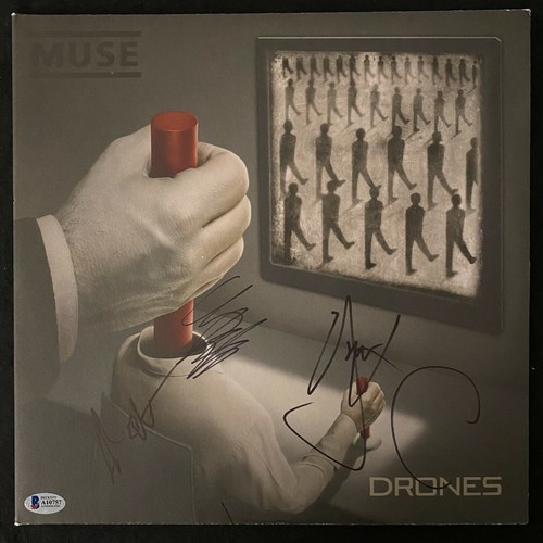 MUSE MATT BELLAMY AUTOGRAPHED SIGNED DRONES RECORD ALBUM BECKETT AUTHENTICATED