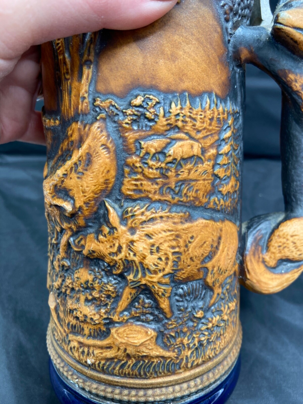 Gerz German Lidded Beer stein with Fox Handle Wild Elk Boar Hunting