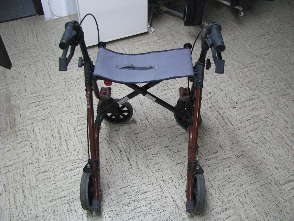 Dietz Taima M Rollator - Braun Metallic LEICHTGEWICHT ROLLATOR KLAPPBAR - Bild 4 von 4