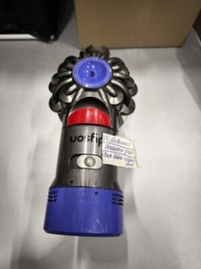 Dyson V7 Kabelloser Staubsauger - Gebraucht, Schwacher Akku, Keine Zubehörteile