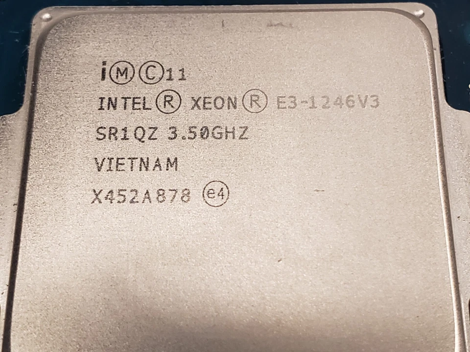 Procesador Intel Xeon E3-1246 V3 usado - 3,5 GHz cuatro núcleos (SR1QZ) Foto 2 de 3