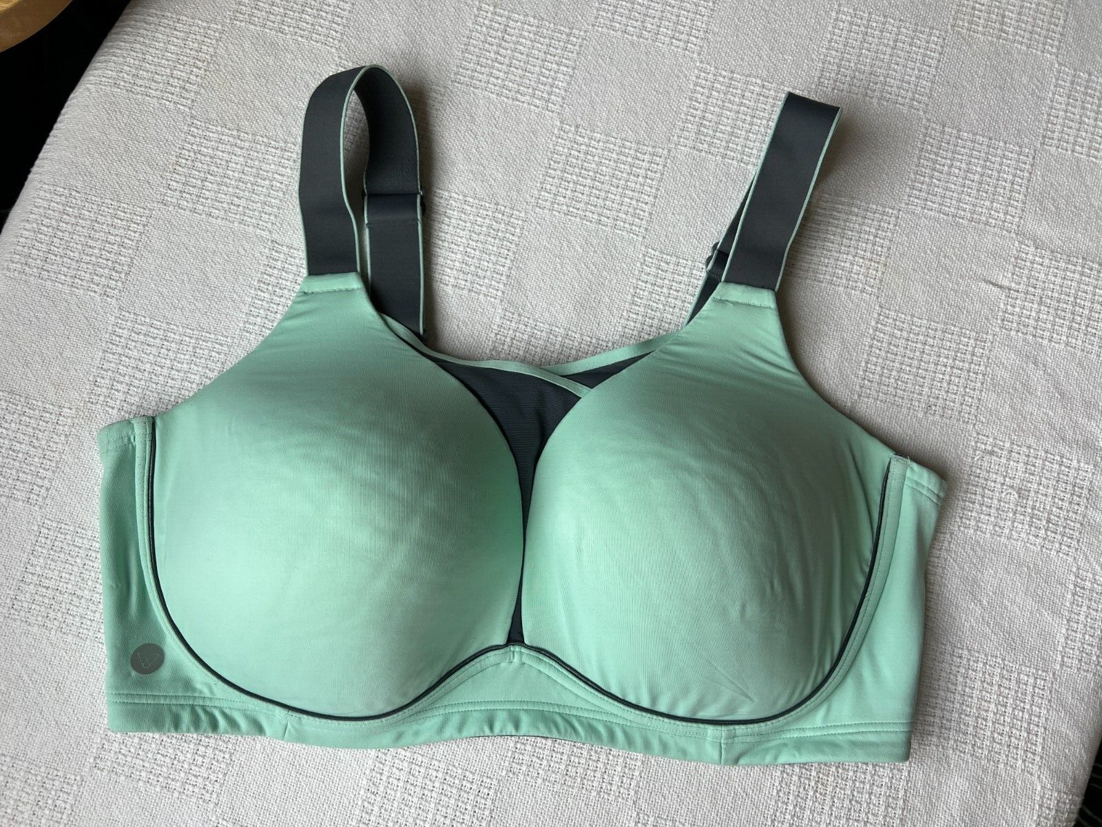 LIVI  active  Underwire Sports Bra sz 42DDD Plus Size Sports Bra