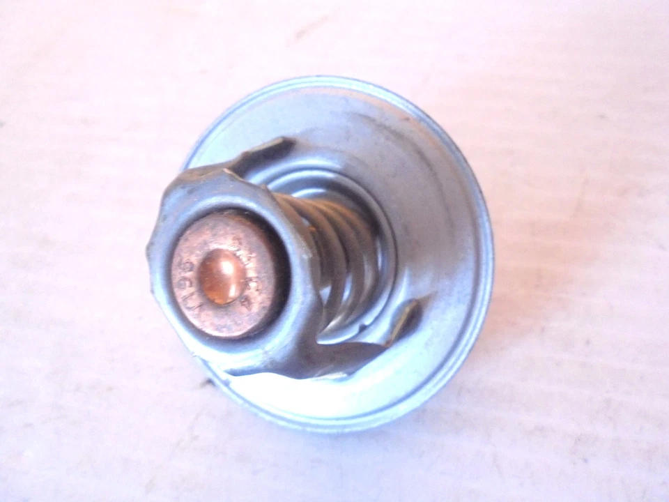 Termostato de refrigerante de motor Pronto 206-195 - Termostato de refrigerante estándar Foto 2 de 2