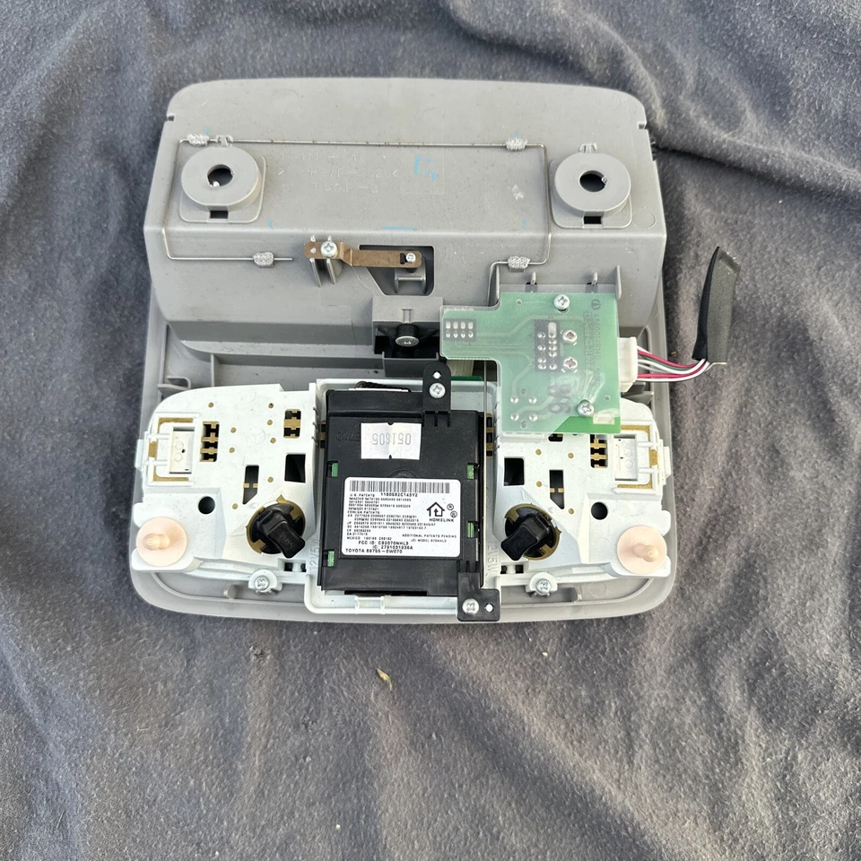 Toyota Highlander 2004 2005 2006 2007 domo superior lámpara de lectura OEM Foto 4 de 4