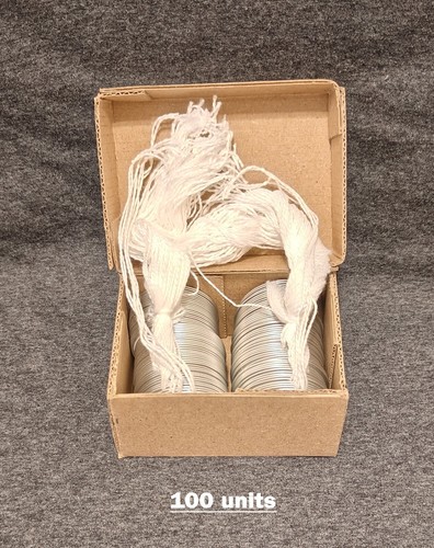 Metal Rim Tags, Key Tags round Blank Paper Tags, Knotted Strings Attached. - Picture 13 of 15